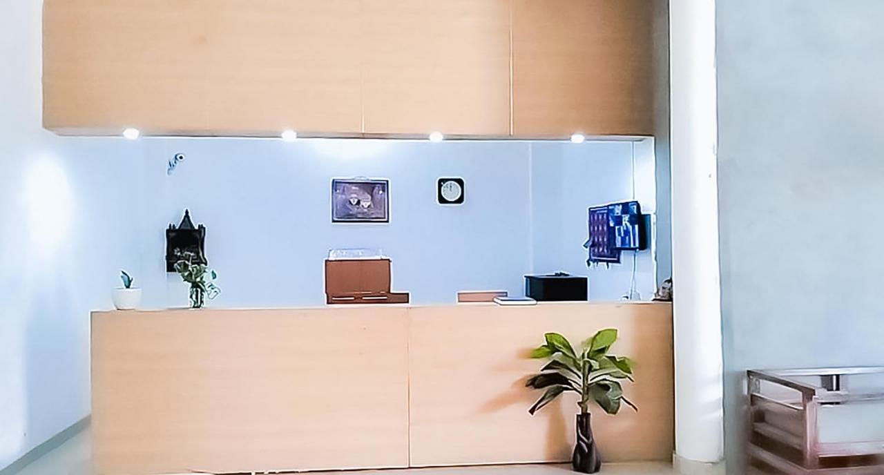 Roomshala 110 Hotel Mulaqaat - Shiv Nadar University Dadri Εξωτερικό φωτογραφία