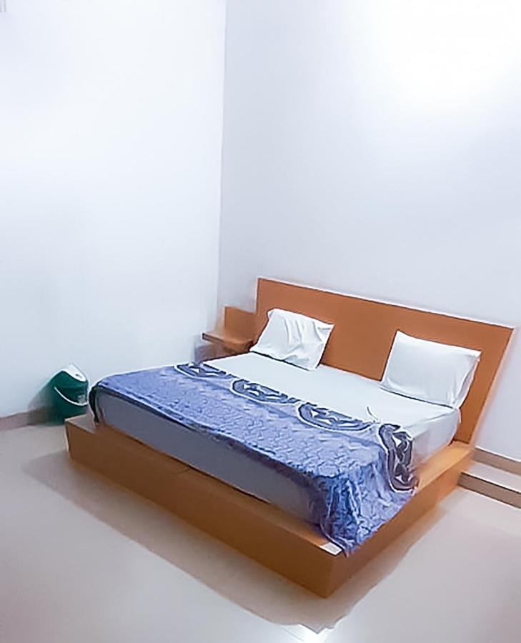 Roomshala 110 Hotel Mulaqaat - Shiv Nadar University Dadri Εξωτερικό φωτογραφία